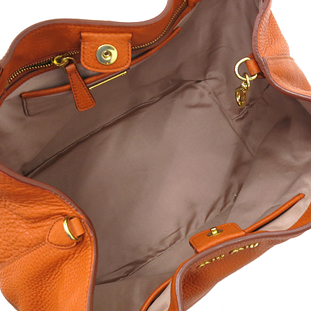 MiuMiu(�̿�̿�) ���� �ΰ� ��� ������ ���� ��Ʈ�� �̹���6 - ���̺��� �߰���ǰ