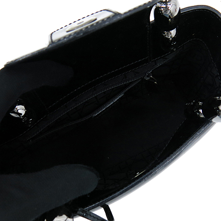 Dior(ũ����î���) ���� ���̴�Ʈ ���� ��Ʈ�� �̹���6 - ���̺��� �߰���ǰ