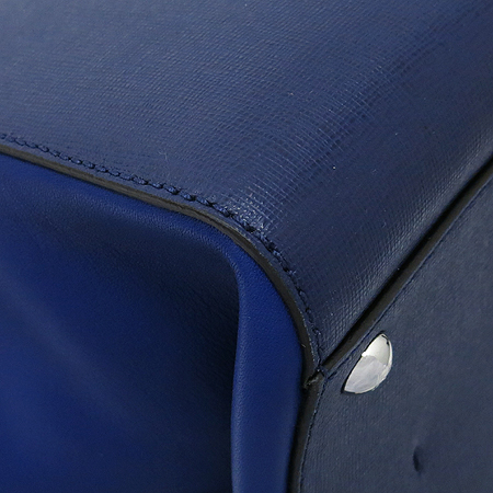 Fendi(���) 8BH272 00U9R F0M1M SHOPPING GRANDE VITELLO �߿��긣 ���̺񷹴� �ǹ���Ż�� ȥ�� ����ΰ� ��Ʈ�� �̹���5 - ���̺��� �߰���ǰ