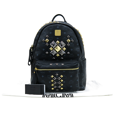 ������  ����