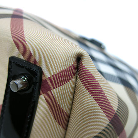 Burberry(������) 3489044 �� ���üũ PVC ��Ű(NICKIE) ���� ����� + ���� �Ŀ�ġ [��õ ������] �̹���5 - ���̺��� �߰���ǰ