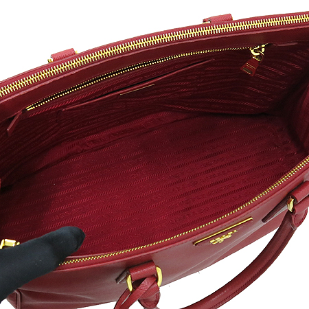 Prada(�����) BN1786 SAFFIANO LUX FUOCO ���� ���ǾƳ� ���� ����ΰ� ��Ʈ�� �̹���6 - ���̺��� �߰���ǰ