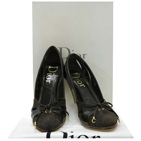 ���  ����