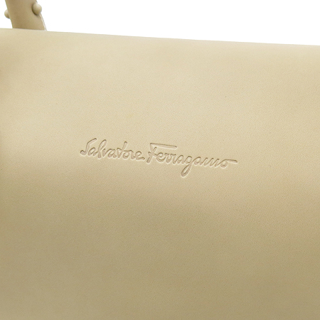Ferragamo(��󰡸�) 21 5426 CALF ���� ����� �̹���4 - ���̺��� �߰���ǰ