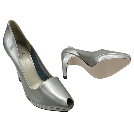 Ferragamo(��󰡸�) �ǹ� ��Ż�� CALF ���� ������ ������ ���� ������ ���� �̹���3 - ���̺��� �߰���ǰ