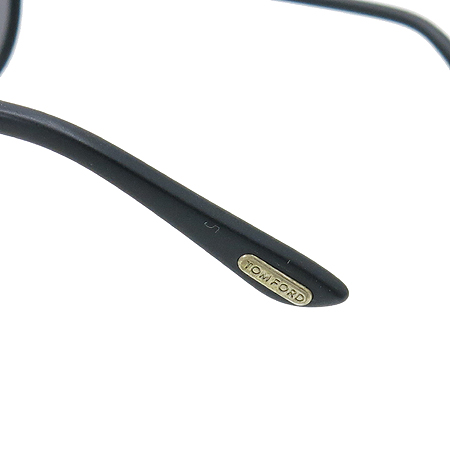 TOMFORD(������) TF32 ���� ���� ������ ���� ���۶� �̹���5 - ���̺��� �߰���ǰ