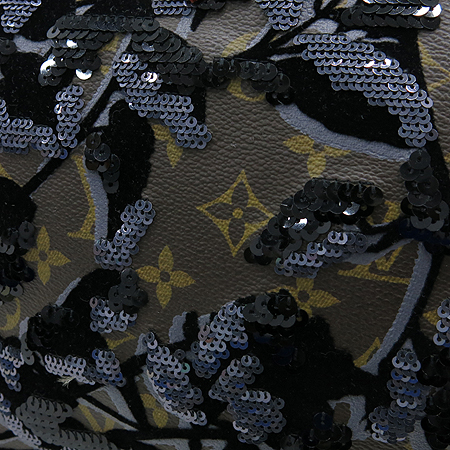 Louis Vuitton(���̺���) M40436 2010�� �÷��� ���׷� FLEUR(�÷ڸ�) DE JAIS ���ر� ���ǵ� 30 ��Ʈ�� �̹���5 - ���̺��� �߰���ǰ