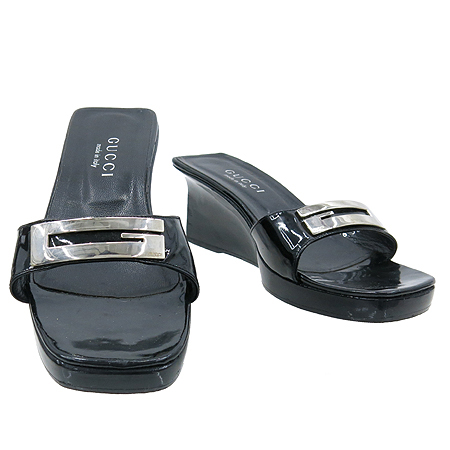 ����  ����