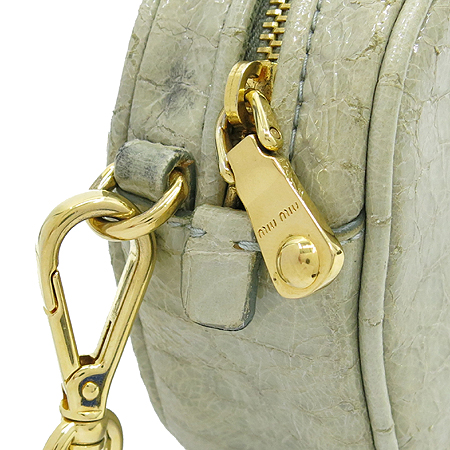 MiuMiu(�̿�̿�) ���� �ΰ� ũ��Ŀ���� ���� ������ ����� �̹���4 - ���̺��� �߰���ǰ