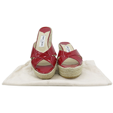 ������  ����