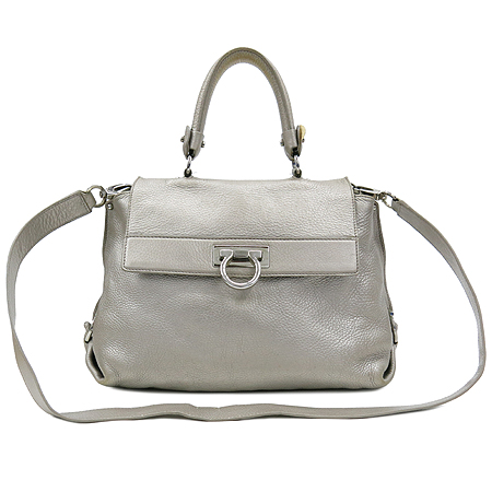 Ferragamo(��󰡸�) 21 A896 �ǹ� ��Ż�� �÷� ���� ���Ǿ� 2WAY �̹���2 - ���̺��� �߰���ǰ