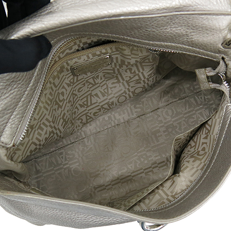 Ferragamo(��󰡸�) 21 A896 �ǹ� ��Ż�� �÷� ���� ���Ǿ� 2WAY �̹���6 - ���̺��� �߰���ǰ