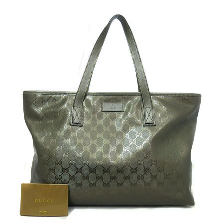 ����  �����