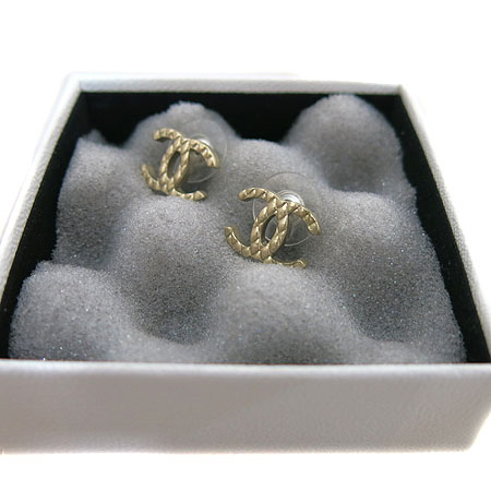 Chanel(����) A41966X01060 COCO �ΰ� ��Ż �Ͱ��� [��õ ������] �̹���2 - ���̺��� �߰���ǰ