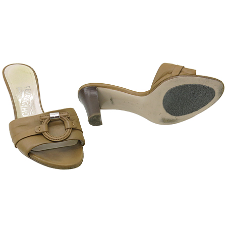 Ferragamo(��󰡸�) ���� ���� ��ġ�� ��� ������ ���� �̹���2 - ���̺��� �߰���ǰ