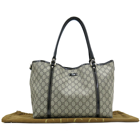 ����  �����