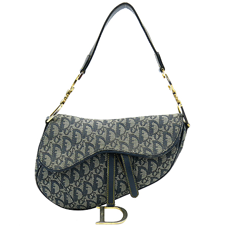 ���  �����