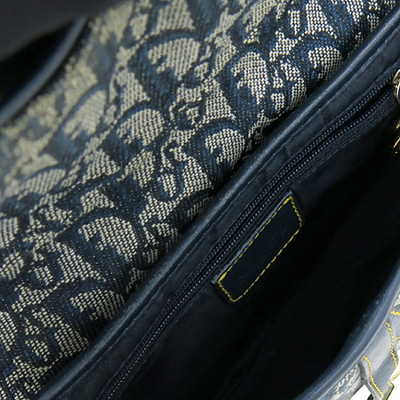 Dior(ũ����î���) �ڰ��� ���� ����ΰ� ��� ����� �̹���6 - ���̺��� �߰���ǰ