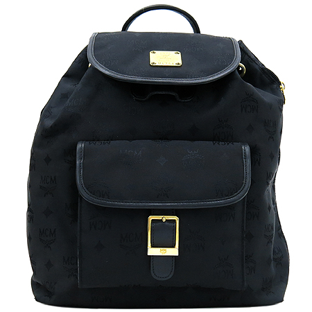 ������  ����