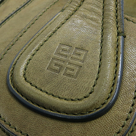 GIVENCHY(�����) ����Ų īŰ �ΰ� ������ �����ð��� 2WAY �̹���4 - ���̺��� �߰���ǰ