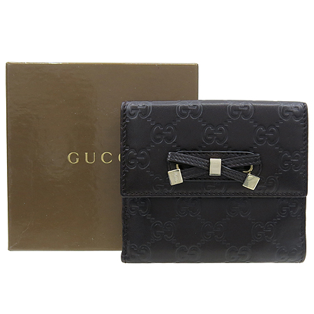 ����  ������