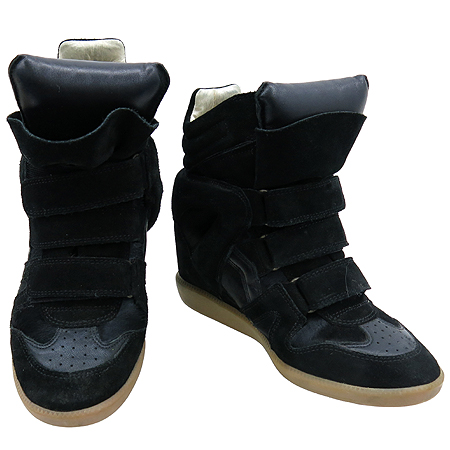 ���ں�����  ����Ŀ��