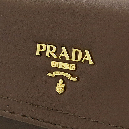 Prada(�����) 1M0170 ���� �÷� SOFT CALF ���� ���� �ΰ� ������ �̹���3 - ���̺��� �߰���ǰ