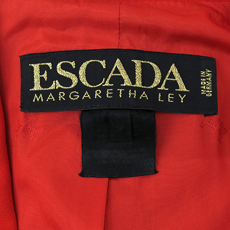 Escada(�������) ���������� + ��ĿƮ SET �̹���5 - ���̺��� �߰���ǰ