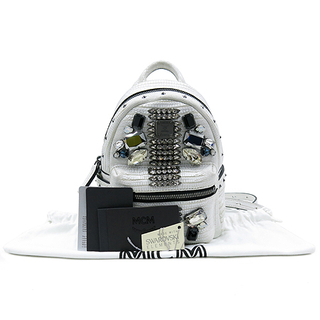 ������  ����