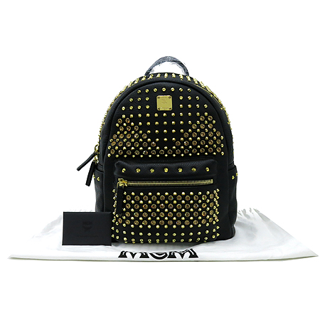 ������  ����