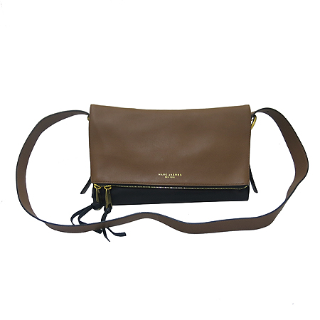 Marc_Jacobs(��ũ�����߽�) ���� ���� �� ���� �Ź���(Big Apple Mini Maverick) ũ�ν� �� Ŭ��ġ�� [��������] �̹���2 - ���̺��� �߰���ǰ