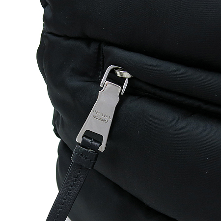 Prada(�����) BN2616 ���� �÷� �к긯 BOMBER(����) �е� ��Ʈ�� + ��� ��Ʈ�� �̹���5 - ���̺��� �߰���ǰ