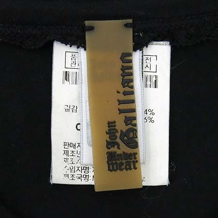 John Galliano(�� �����Ƴ�) ���� Ƽ [���빮��] �̹���5 - ���̺��� �߰���ǰ