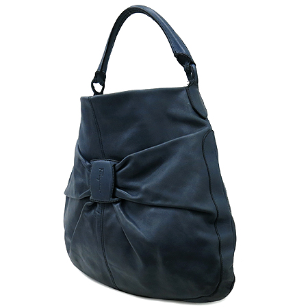 Ferragamo(��󰡸�) 211 B778 ���� �ٶ� ��� ���� ȣ�� ����� �̹���3 - ���̺��� �߰���ǰ