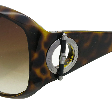 Dior(ũ����î���) V08R5 ���� ���� �ΰ� ��� �����ĵ� ���۶� �̹���5 - ���̺��� �߰���ǰ