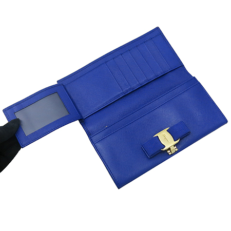 Ferragamo(��󰡸�) 22 A900 ������� �ٶ� ��� ���ǾƳ� ���� ������ �̹���5 - ���̺��� �߰���ǰ