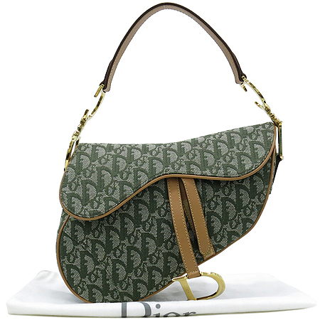 ���  �����