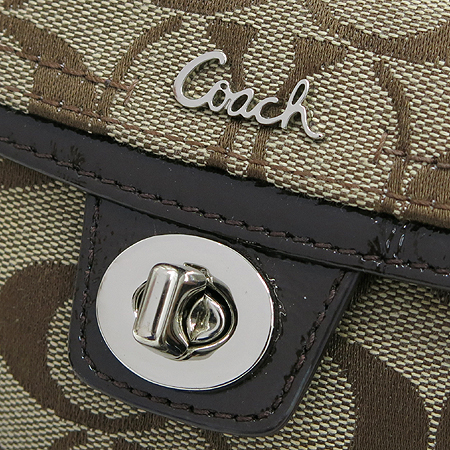 Coach(��ġ) �ñ׳�ó �ڰ��� ũ�ν��� �̹���3 - ���̺��� �߰���ǰ