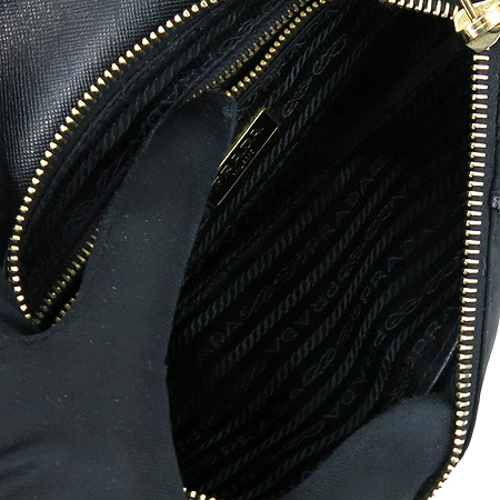 Prada(�����) BT0779 TESSUTO SAFFIAN NERO ���� �к긯 ���Ǿ� ȥ�� ����ΰ� Ŭ��ġ �� ü�� ũ�ν��� �̹���6 - ���̺��� �߰���ǰ