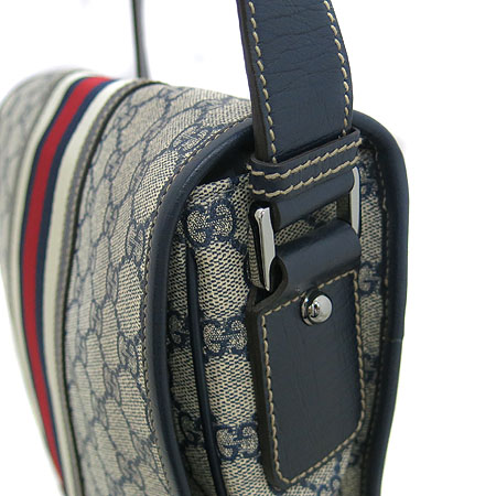 Gucci(����) 145844 GG�ΰ� PVC �����Ƽġ �޽��� ũ�ν��� [��õ ������] �̹���4 - ���̺��� �߰���ǰ