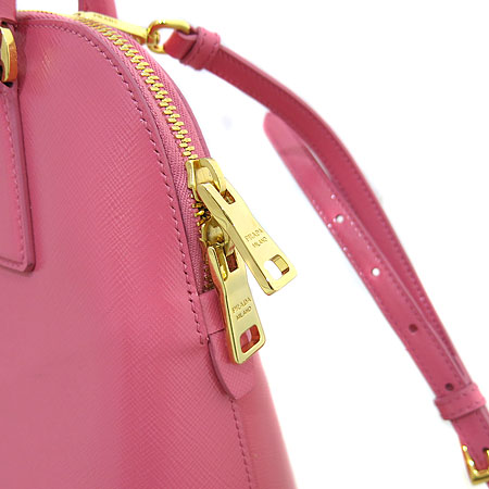 Prada(�����)  BL0909 ��ũ ���̴�Ʈ ���ǾƳ�(SAFFIANO) ����(LUX) 2WAY [��õ ������] �̹���4 - ���̺��� �߰���ǰ