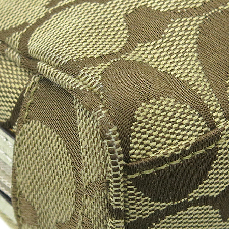 Coach(��ġ) �ñ״��� �ڰ��� �Ŀ�ġ �̹���3 - ���̺��� �߰���ǰ