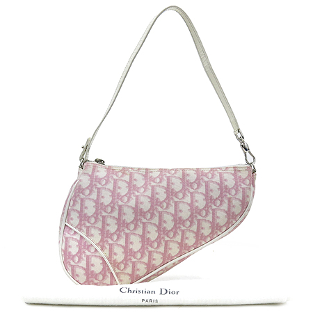 ���  �����