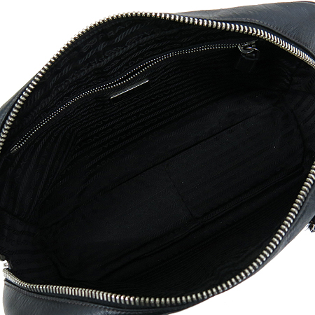 Prada(�����) ���ΰ� ��� ���� ���ǾƳ� �簢 ��Ʈ�� �̹���5 - ���̺��� �߰���ǰ