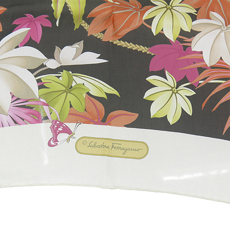 Ferragamo(��󰡸�) 100% ��ũ ��ī�� �̹���4 - ���̺��� �߰���ǰ