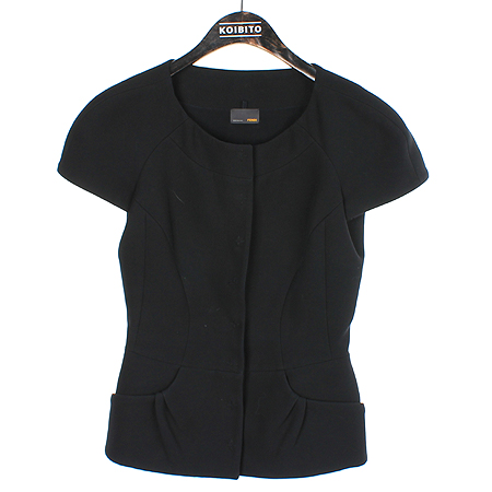 ���  ����