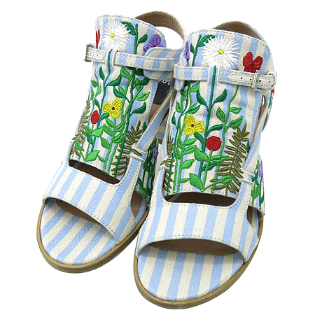 LAURENCE DACADE (�η��������̵�) ĵ���� ������ ���� �̹���6 - ���̺��� �߰���ǰ