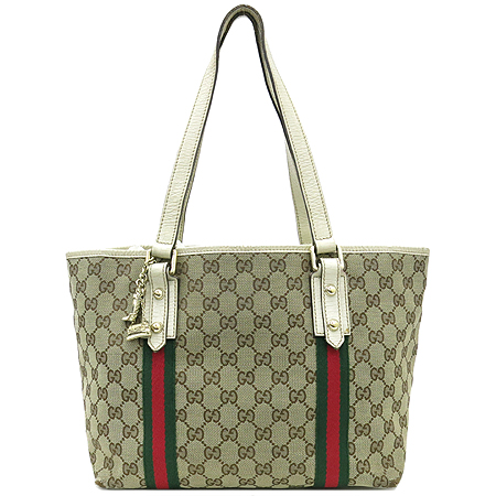 ����  �����