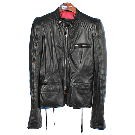 �������2  ��������