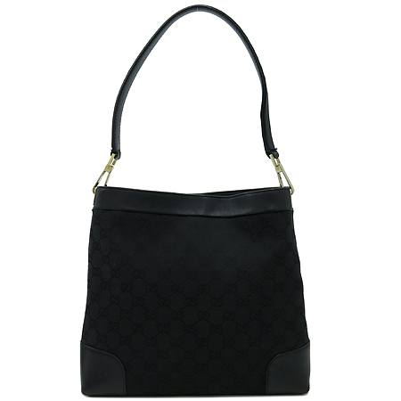 ����  �����